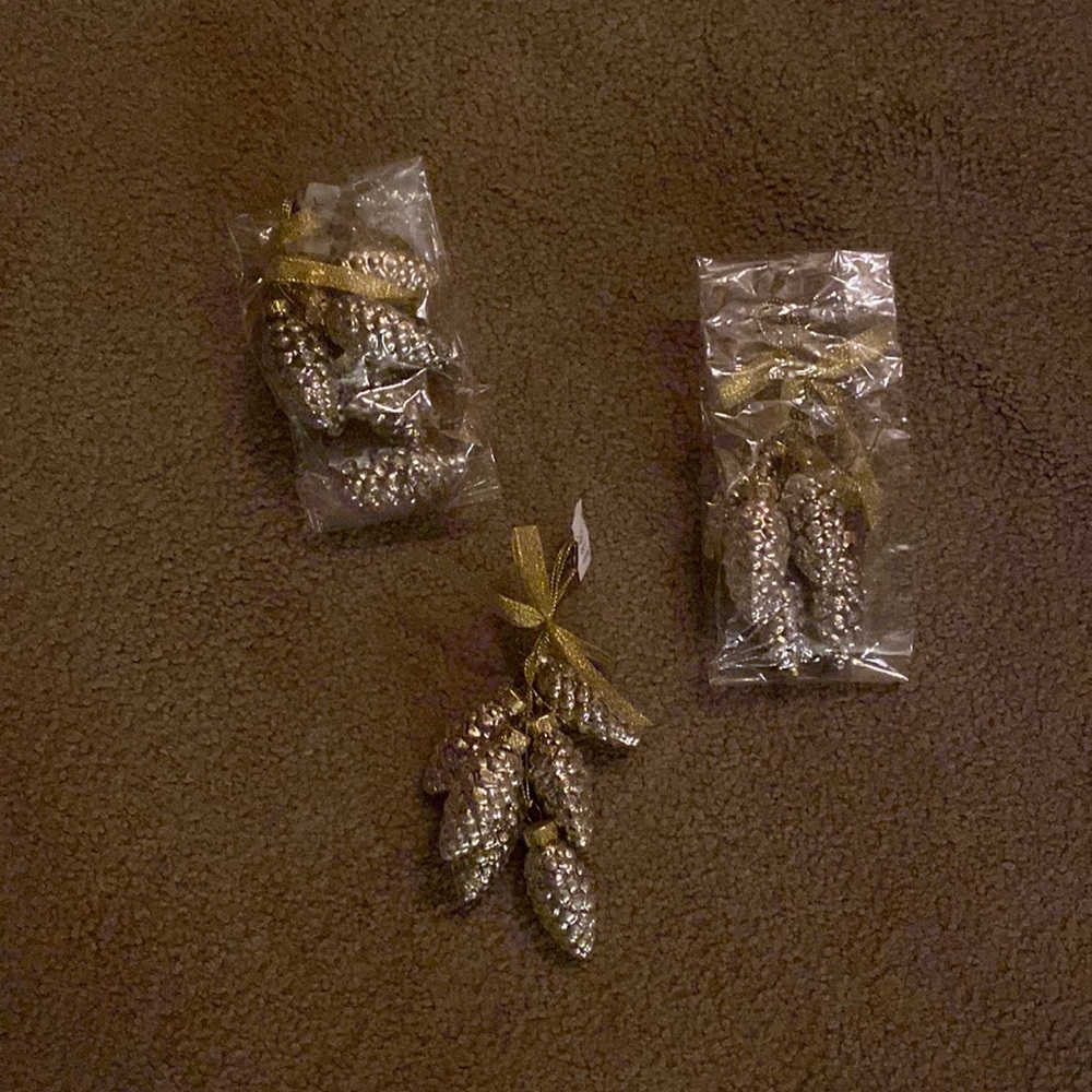 Glitter Gold Bundle Pinecones Ornament